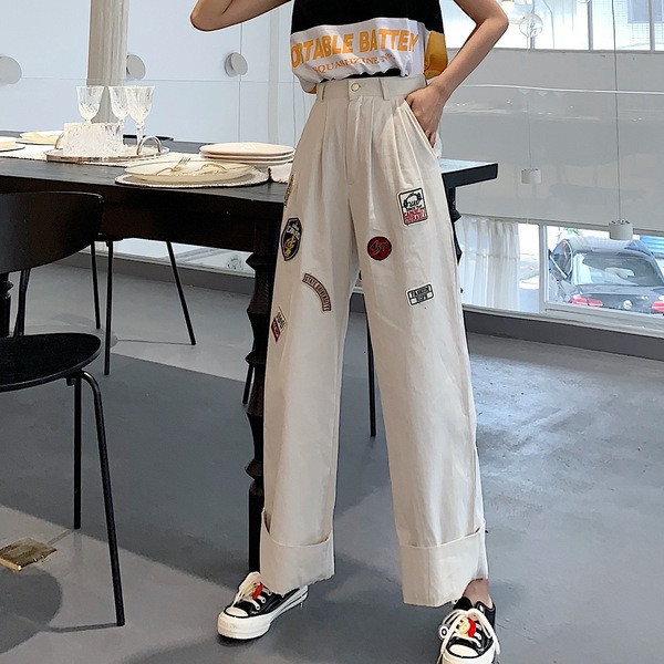 Pantaloni moderni de dama cu talie inalta si embleme