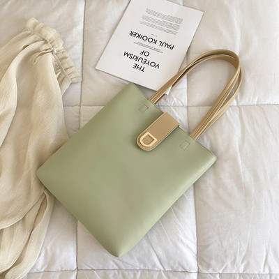 Geanta de dama din piele cu inchidere metalica in mai multe culori