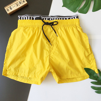 Pantaloni scurți de înot pentru bărbați în mai multe culori