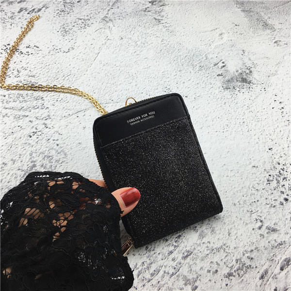 Portofel de dama modern in mai multe culori cu lant