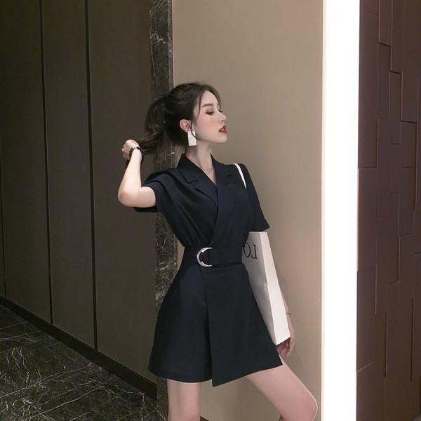 NOU Salopetă elegantă de damă, cu decolteu în V, de culoare neagră