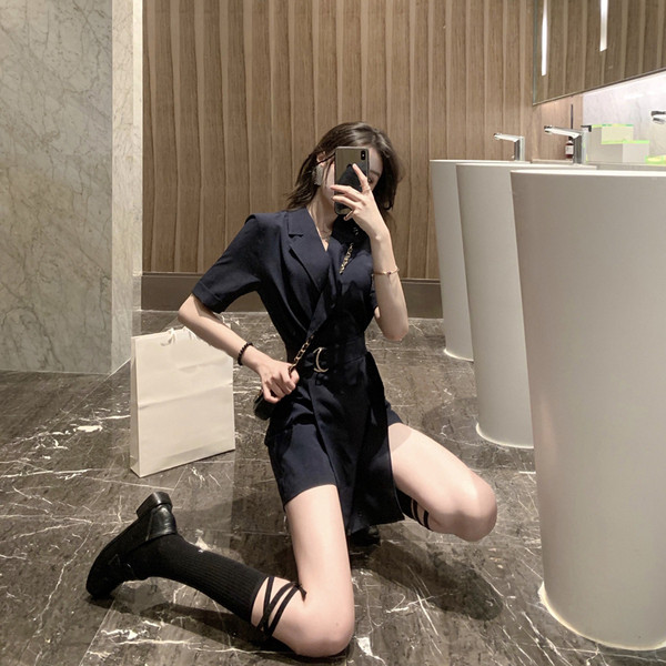 NOU Salopetă elegantă de damă, cu decolteu în V, de culoare neagră