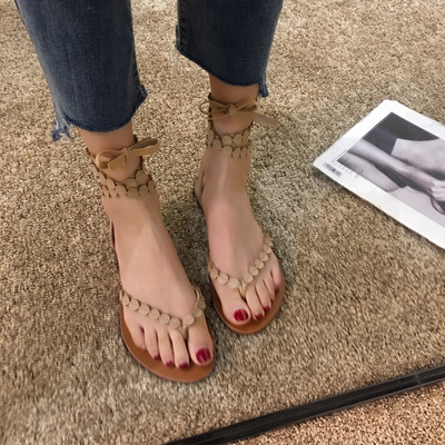 Sandale de dama actuale cu sireturi de culoare maro