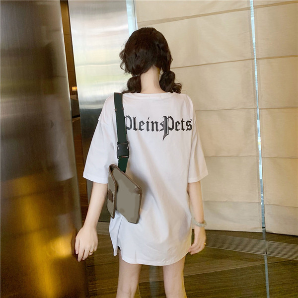 Tricou de dama modern cu aplicatie - model lung alb-negru