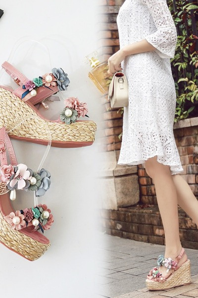 Sandale dama cu platforma si decor - flori si perle