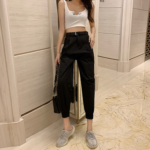 Pantaloni de dama cu talie inalta in alb-negru