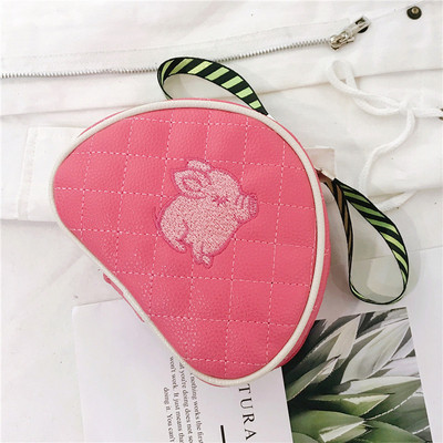 Portofel de dama zilnic cu broderie si lant in patru culori