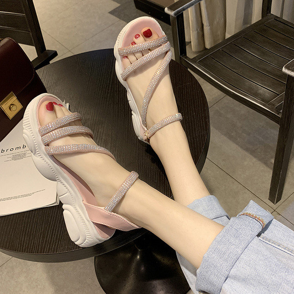 Sandale de dama moderne cu talpa aspra si efect stralucitor in mai multe culori