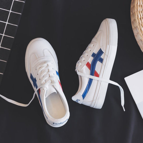 Adidasi moderni de dama cu sireturi si imprimeu color