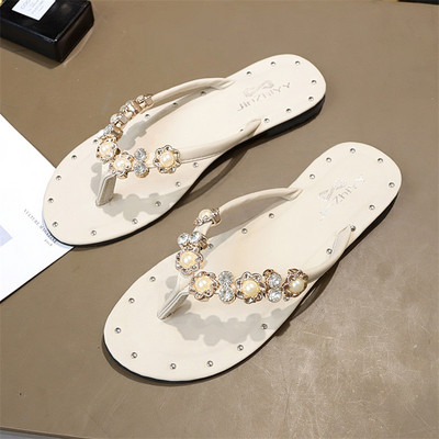 Γυναικείες σύγχρονες παντόφλες με πέτρες σε μαύρο και μπεζ χρώμα