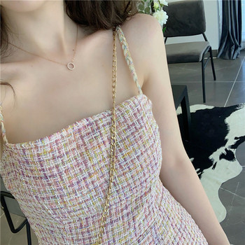 Дамска стилна рокля с тънки презрамки -къс модел