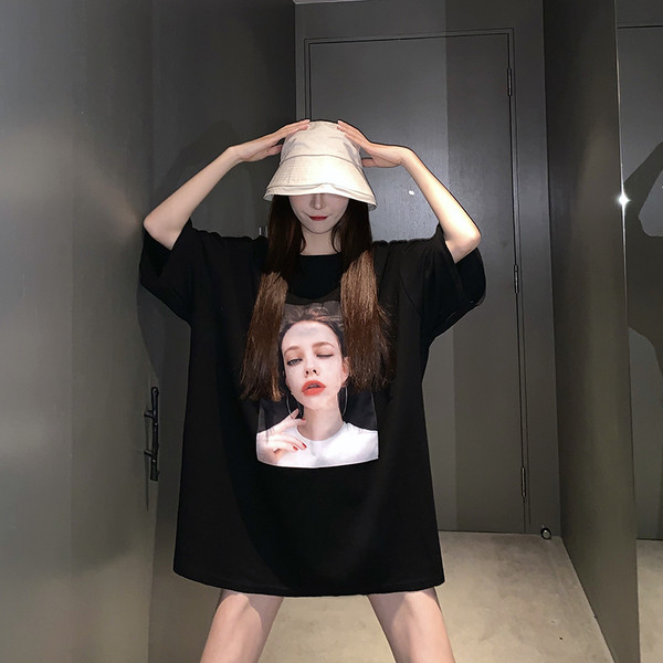 Tricou larg de dama cu aplicare de culoare in trei culori