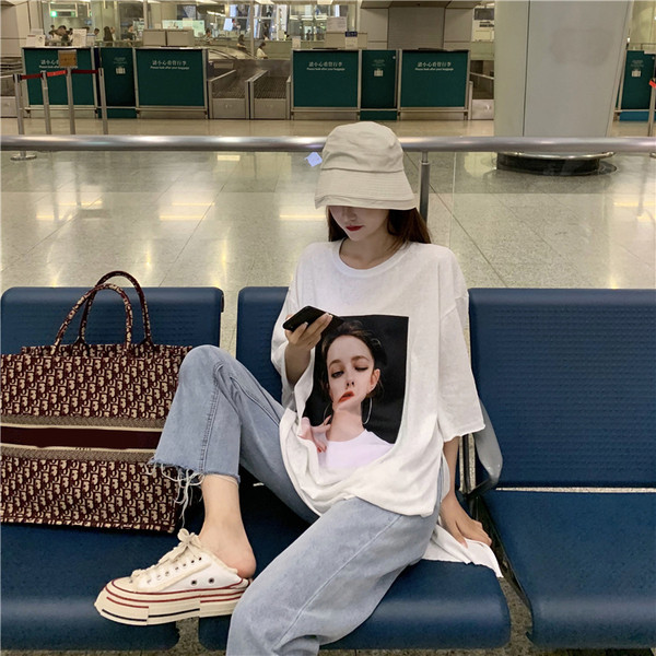 Tricou larg de dama cu aplicare de culoare in trei culori