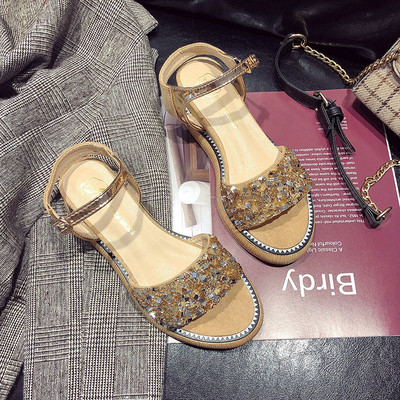 Sandale de dama actuale cu talpa inalta si efect stralucitor in negru si auriu