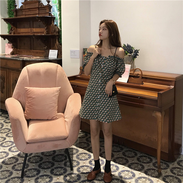 Rochie casual de dama cu nasturi si maneci scurte