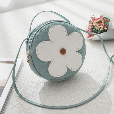 Geanta de dama moderna in forma rotunda