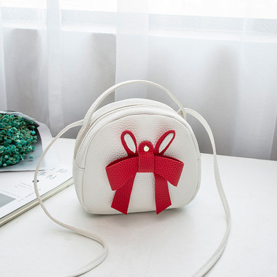 Geantă de damă cu element panglică 3D în patru culori