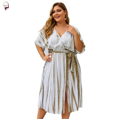 Голям размер рокля в три цвята и V-образно деколте