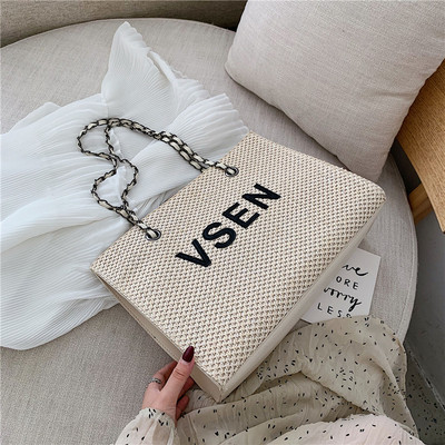 Geanta de dama moderna cu inscriptie in trei culori