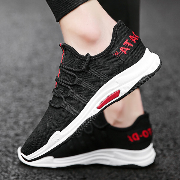 Tenisi actuali pentru bărbați în negru și roșu