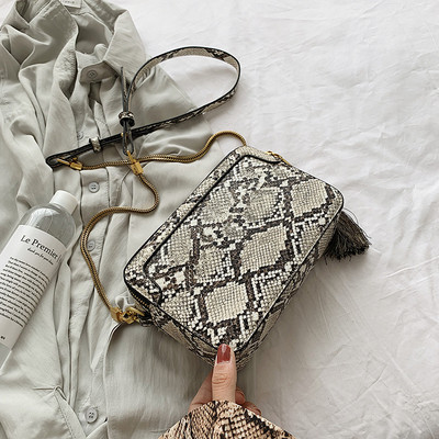 Geanta de dama cu maner lung in mai multe culori