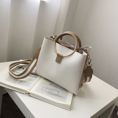 Geanta de dama eleganta cu manere lungi si scurte