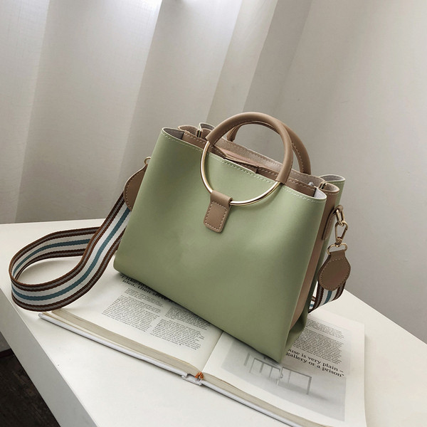 Geanta de dama eleganta cu manere lungi si scurte