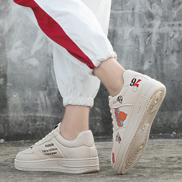 Tenisi casual barbatesti in trei culori cu aplicatie