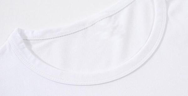 Дамска ежедневна тениска с къс ръкав в бял цвят с апликация 