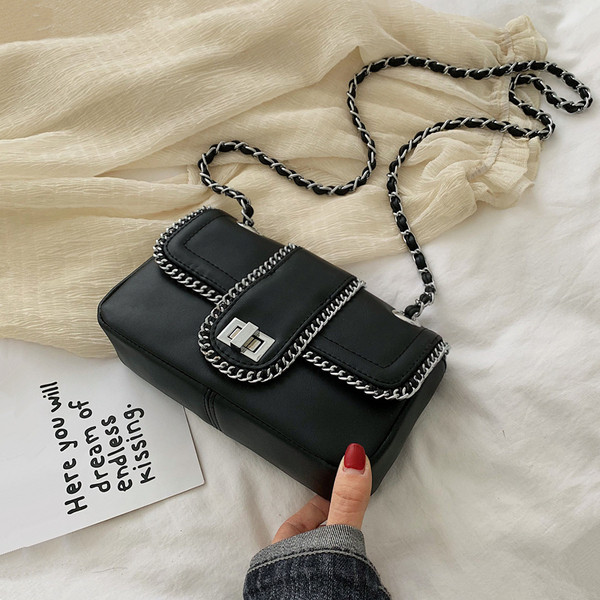 Geanta de dama din piele in mai multe culori