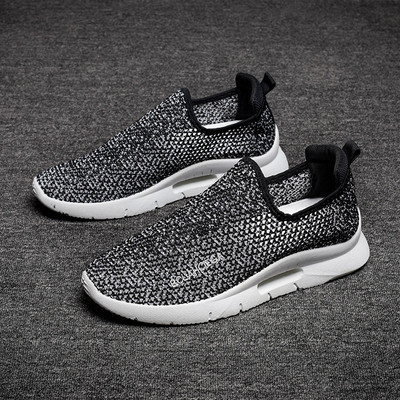 Νέα μοντέλα ανδρικά πάνινα παπούτσια σε δύο χρώματα με κεντήματα