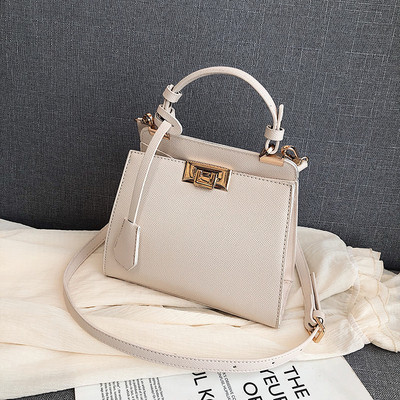 Модерна дамска чанта от еко  кожа в няколко цвята