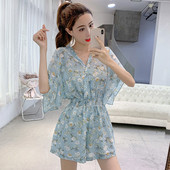 Salopeta de vara dama cu maneci largi si model floral