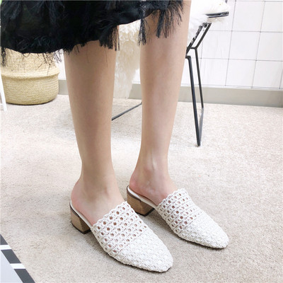 Papuci de damă cu toc joasă în două culori