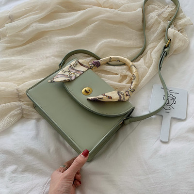 Geanta de dama din piele in patru culori