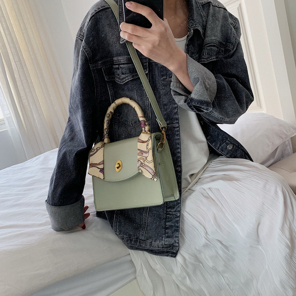 Geanta de dama din piele in patru culori