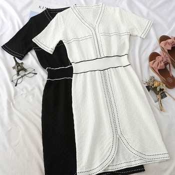 Rochie elegantă de damă, cu decolteu în V și mâneci scurte, în alb-negru