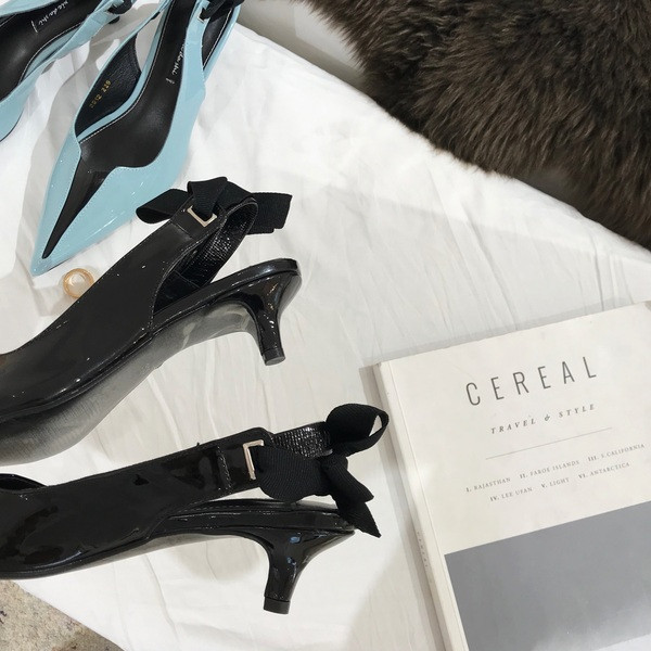 Pantofi eleganti de dama cu toc si sireturi in doua culori