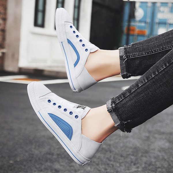 Tenisi casual barbati cu talpa plata in mai multe culori