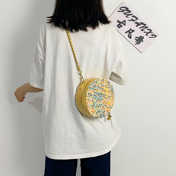 Geanta de dama model nou in trei culori cu model de culoare in trei culori