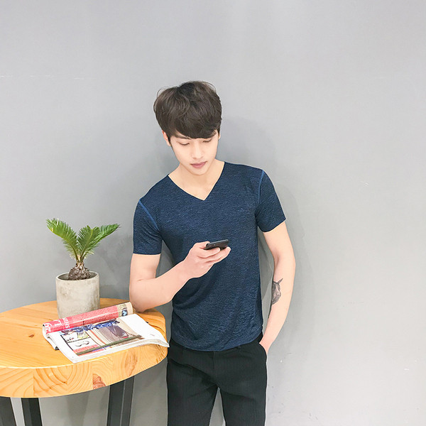 Tricou pentru bărbați modern cu mâneci scurte în mai multe culori