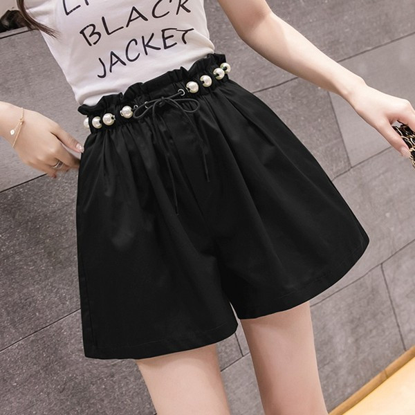 Modern női rövidnadrág rugalmas derékkal, többféle színben