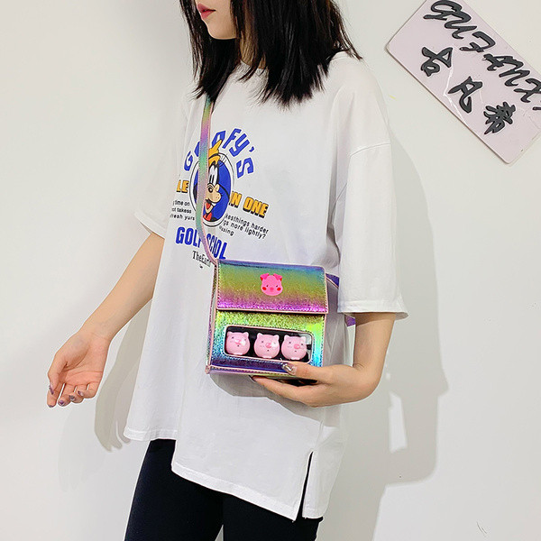 Geanta de dama cu aplicatie colorata in trei culori