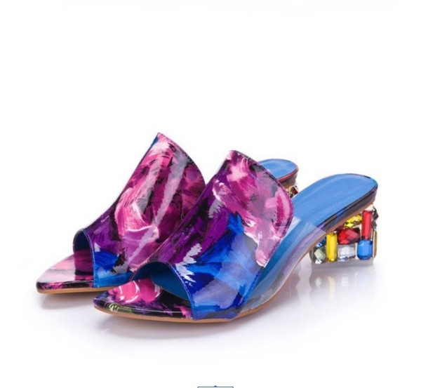 Модерни дамски чехли с ток и цветни камъни в два цвята