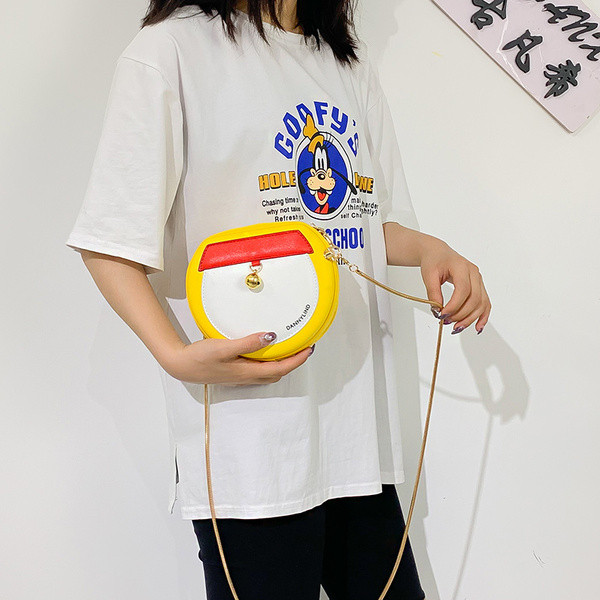 Geanta de dama moderna din piele ecologica cu lant metalic in trei culori