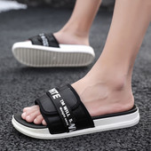 Model nou de papuci barbatesti in trei culori cu inscriptii