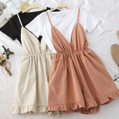 Set modern pentru femei care include un tricou și salopetă în mai multe culori