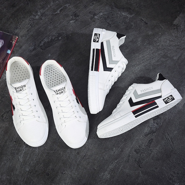 Adidași casual bărbați cu inscripție - în două culori