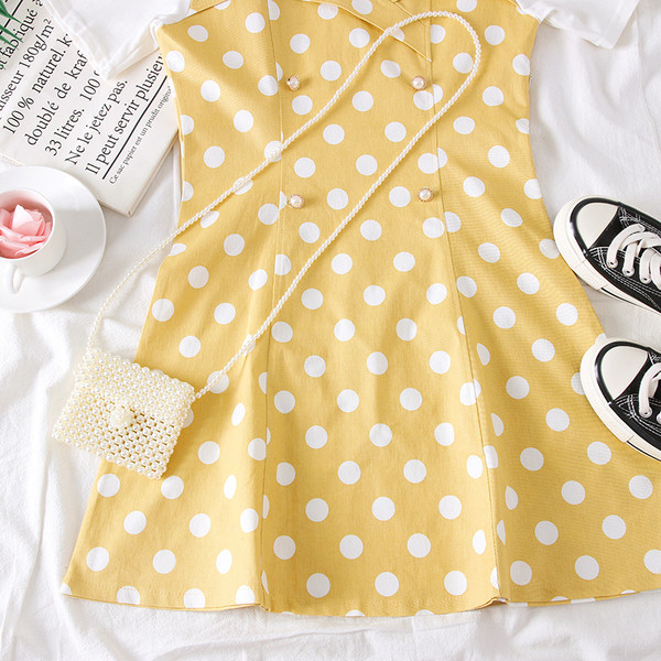 Rochie casual de dama cu buline, cu maneci scurte