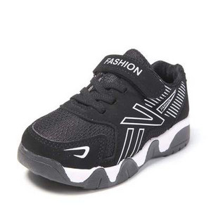 Детски маратонки за момчета в три цвята с надпис